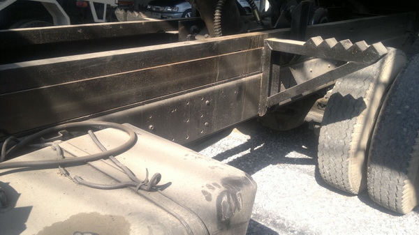 ขาย 10 ล้อดั้มนางฟ้า 195 แรง เพลาเดียว ครัชซีสวย ยางดี 10 เส้น