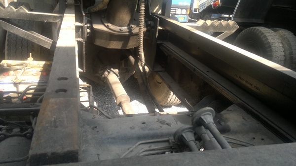 ขาย 10 ล้อดั้มนางฟ้า 195 แรง เพลาเดียว ครัชซีสวย ยางดี 10 เส้น