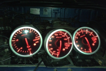 ขายเกจวัดDefi 3ตัวคับ มีวัดบูส วัดรอบ วัดอุณหภูมิน้ำ