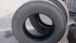 ขายยาง 11R22.5  R175 ถูกๆครับ