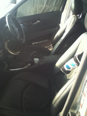 รถ MERCEDES BENZ รุ่น E220 CD I CLASSIC รถ MERCEDES BENZ รุ่น E220 CD I CLASSIC