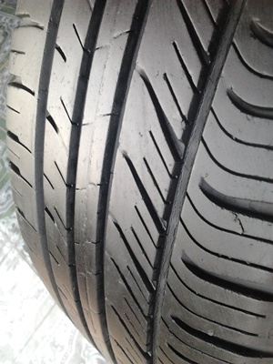 ขายยาง175/65/14 ปี 09 MICHERLIN ENERGY XM1 1 ชุด