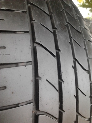 ขายยาง195/55/16 ปี 1610 BRIDERTONE TURANZA ER30 1 ชุด ราคา : 2,200.00 บาท