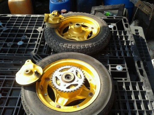 ล้อชาลีเดิม สภาพดีมียางนอกใน2500