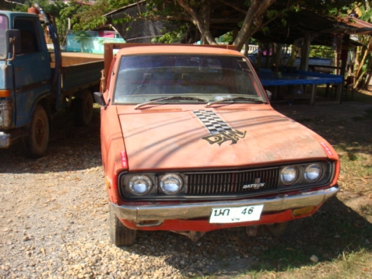 ดัทสัน 620 รุ่น4ขอ แต่วางกระบะไม้เปิดได้สามด้านภาษียังไม่ขาด