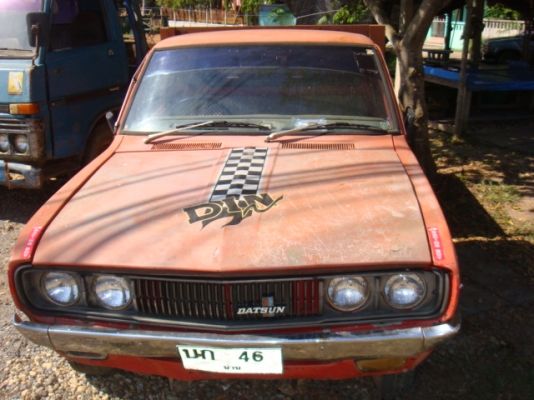 ดัทสัน 620 รุ่น4ขอ แต่วางกระบะไม้เปิดได้สามด้านภาษียังไม่ขาด