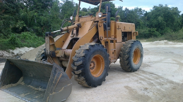 รถตักล้อยาง KOMATSU 510