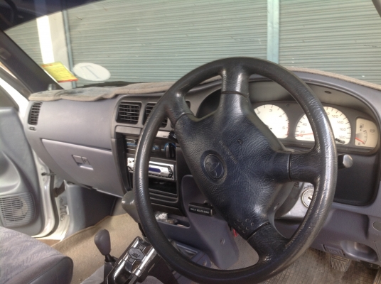 ขาย TOYOTA HILUX 3.0 4WD (เจ้าของขายเอง) ขาย TOYOTA HILUX 3.0 4WD (เจ้าของขายเอง)