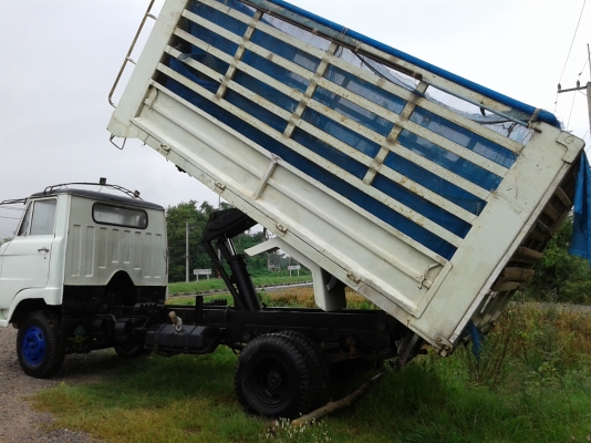 ขายKM 310 110แรง ดั้มเกษตรกระบะเหล็ก