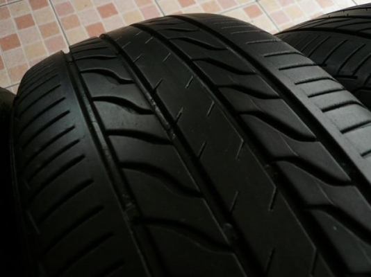 ขายยาง MICHELIN LC----205-55-16----ปี11 งามๆ (1ชุด)