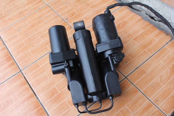 ขายทริมไฮโดรลิคไฟฟ้า  ของยามาฮ่า ใส่เครื่อง60-70 แรง