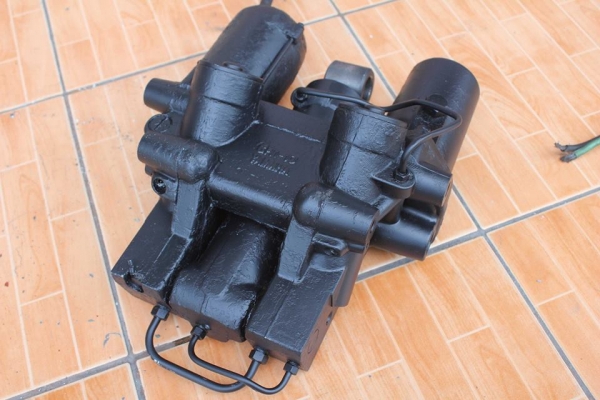 ขายทริมไฮโดรลิคไฟฟ้า  ของยามาฮ่า ใส่เครื่อง60-70 แรง