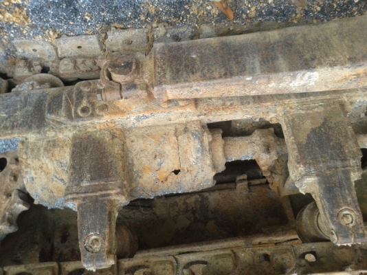 รถแทคเตอร์ โคมัสสุ  พร้อมใช้งาน