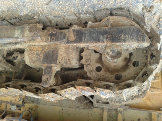 รถแทคเตอร์ โคมัสสุ  พร้อมใช้งาน