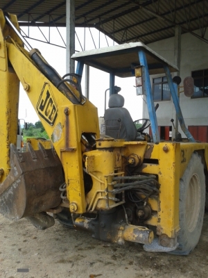 ขาย JCB  พร้อมใช้งาน