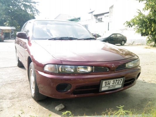 ขายรถเก๋ง Mitsubishi Ultima 2000 ccสีแดง ปี95
