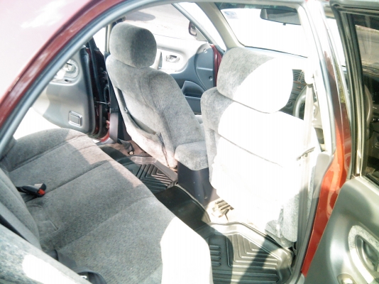 ขายรถเก๋ง Mitsubishi Ultima 2000 ccสีแดง ปี95