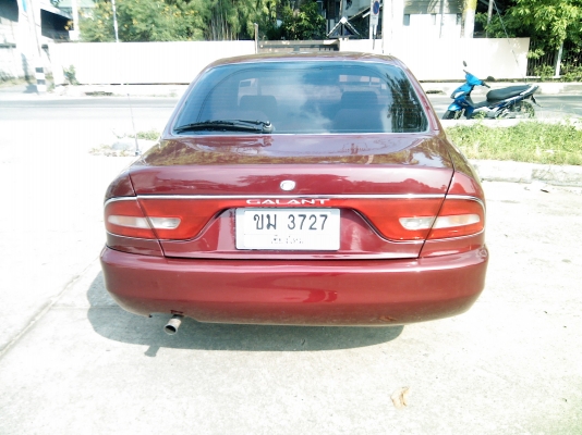 ขายรถเก๋ง Mitsubishi Ultima 2000 ccสีแดง ปี95