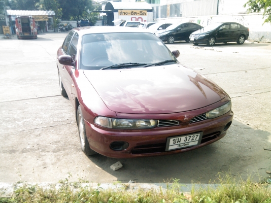 ขายรถเก๋ง Mitsubishi Ultima 2000 ccสีแดง ปี95