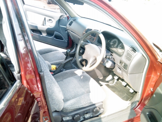 ขายรถเก๋ง Mitsubishi Ultima 2000 ccสีแดง ปี95