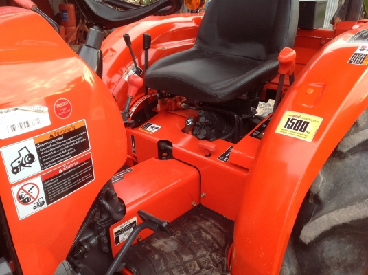 ปัญญาแทรคเตอร์มาแล้ว...จัดมาให้ คูโบต้า L3608 ทำงาน 940 ชม. ใบมีดคานล่าง พร้อมผาน6X22ตราช้าง