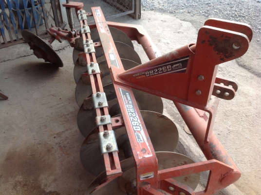 ปัญญาแทรคเตอร์มาแล้ว...จัดมาให้ คูโบต้า L3608 ทำงาน 940 ชม. ใบมีดคานล่าง พร้อมผาน6X22ตราช้าง