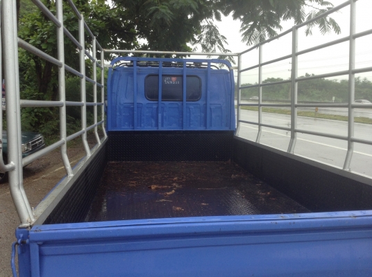 ISUZU หกล้อป้ายเล็กไม่ติดเวลา เครื่องดี. ซัซซี่สวย 375,000 ISUZU หกล้อป้ายเล็กไม่ติดเวลา เครื่องดี. ซัซซี่สวย 375,000