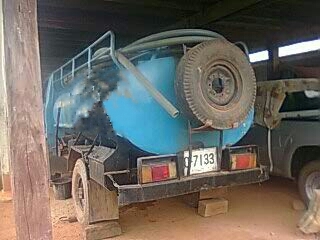 ISUZU ELF 88 รถดูดส้วม 4 ล้อครับ เครื่องลงเล่มแล้ว