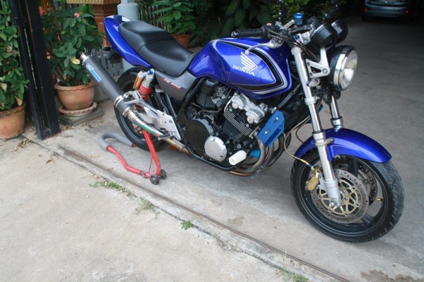 ขาย CB 400 เทค 1 ปี 2002 สรรพสามิตแท้ ท่อสูตร TSR ขึ้นรุ้งแล้วสวยๆ 94000 ขาย CB 400 เทค 1 ปี 2002 สรรพสามิตแท้ ท่อสูตร TSR ขึ้นรุ้งแล้วสวยๆ 94000