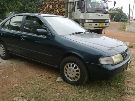 ขายด่วนนิสสันซันนี่ปี95เครื่องหัวฉีดเกียร์ออโต้ ติดแก๊สระบบหัวฉีด