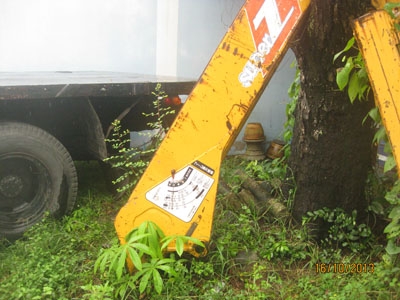 ขายเครน Tadano Super Z305 ขนาด 3 ตัน 5 ปลอก สภาพดี โทร 088-4501277 ขายเครน Tadano Super Z305 ขนาด 3 ตัน 5 ปลอก สภาพดี โทร 088-4501277