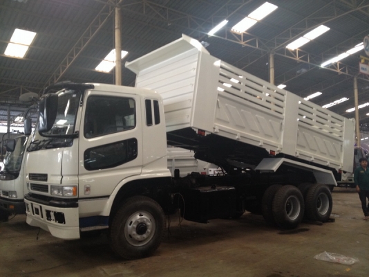 10 ล้อสวยๆ FUSO SUPERGREAT เครื่อง 6M70 กระบะดั้มดินสวยๆกำลังเก็บงานครับราคาไม่แพงโทรถามก่อนครับ