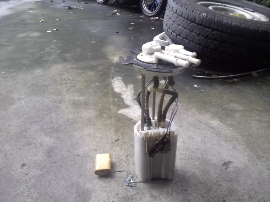 ขายถังน้ำมันDMAXสภาพดีไม่แตกไม่รั่ว1500บาทเท่านั้น