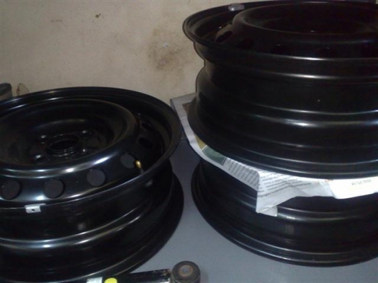 ล้อกะทะ vios ขอบ 15 4 รู100 ใหม่เอี่ยม