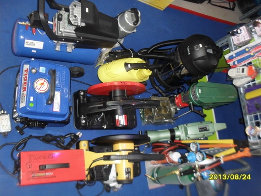 เครื่องสูบน้ำ ไดโว่ ขนาดท่อ 2 นิ้ว  1 hp 220 v ดูดน้ำได้แรงมาก