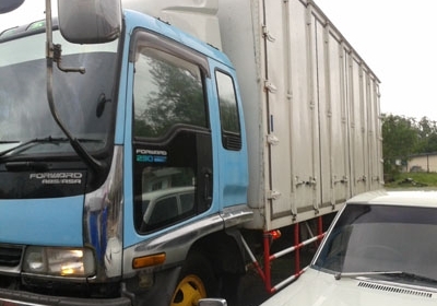 ขาย Roc 175 หกลู้ตู้สิบบานไม่มีเสายาว 7.2 m สภาพสวยพร้อมใช้ โทร 088-4501277