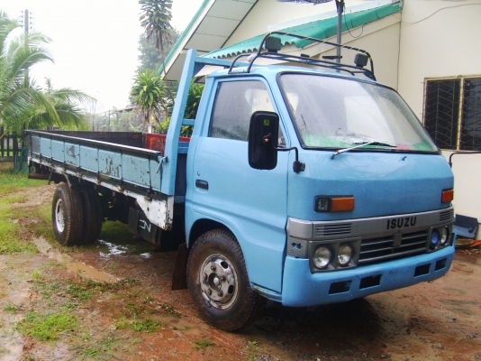 ขายรถบรรทุก 6 ล้อ ISUZU  TLD ปรับราคาลงอีกครับท่านเหลือ 160,000 บ.