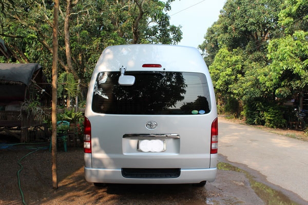 ขายดาวน์รถตู้ สภาพสวยพร้อมใช้งาน "เจัาของขายเอง" ราคา 200000 บาท ราคาคุยกันได้ ต่อรองมาเลย ขายได้ขายครับ ขายดาวน์รถตู้ สภาพสวยพร้อมใช้งาน "เจัาของขายเอง" ราคา 200000 บาท ราคาคุยกันได้ ต่อรองมาเลย ขายได้ขายครับ