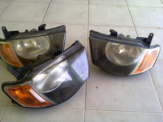 ไฟหน้า ทั้งชุดพร้อมหลอด