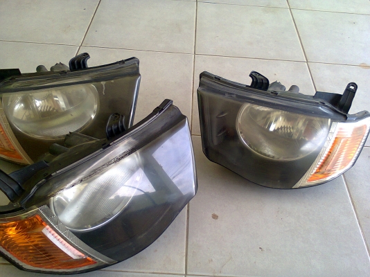 ไฟหน้า ทั้งชุดพร้อมหลอด