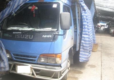 ขายหกล้อ NKR 130 ปี 43 กระบะคาร์โก คอกแป๊บ โทร 088-4501277