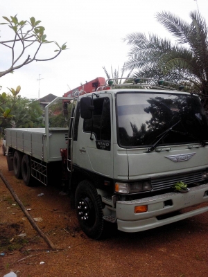 ขาย 3 H สิบล้อเพลาเดียว ติดเครน 3.3 t 3 ท่อน พร้อมใช้ โทร 088-4501277