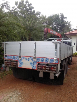 ขาย 3 H สิบล้อเพลาเดียว ติดเครน 3.3 t 3 ท่อน พร้อมใช้ โทร 088-4501277