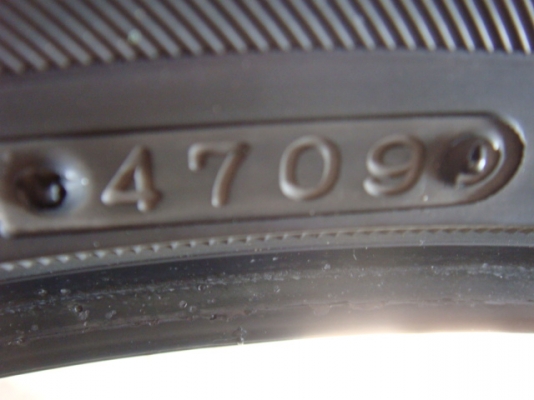 ขายยาง Atturo ขนาด 265 50 20