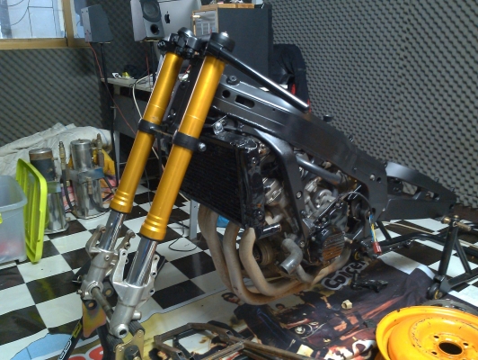 ขาย CBR400 งานเกรดเอทุ่มทุนสร้างของแต่งเต็มทะเบียน 165000 ขาย CBR400 งานเกรดเอทุ่มทุนสร้างของแต่งเต็มทะเบียน 165000