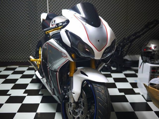 ขาย CBR400 งานเกรดเอทุ่มทุนสร้างของแต่งเต็มทะเบียน 165000