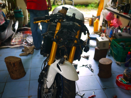 ขาย CBR400 งานเกรดเอทุ่มทุนสร้างของแต่งเต็มทะเบียน 165000 ขาย CBR400 งานเกรดเอทุ่มทุนสร้างของแต่งเต็มทะเบียน 165000