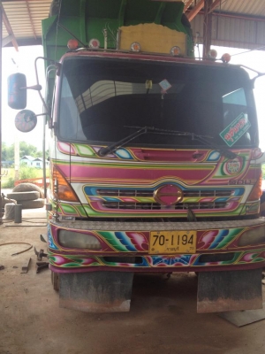 ขาย ฮีโน๋ ปี 47 โทร081-9446329 เสี๋ยต่าย รถบ้าน จิราพร