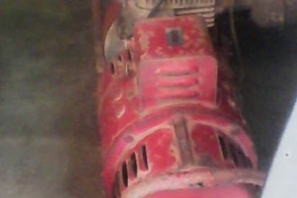 เครื่องปั่นไฟพร้อมได 3 กิโลวัตตสภาพพร้อมใช้ครับเครื่อง 5  แรงครับ  ได 3 กิโลวัตต์ครับราคานี้คุ้มครับ