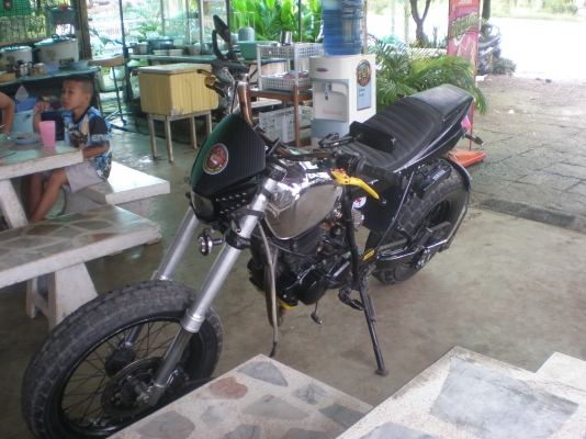 ขายด่วน TW200 เเต่งสต้ัน เท่ๆ In.v ลดเหลือ 39,000 มาี่ขี่กลับบ้านเลยครับ (ราคาสุดท้ายเเล้วครับ)